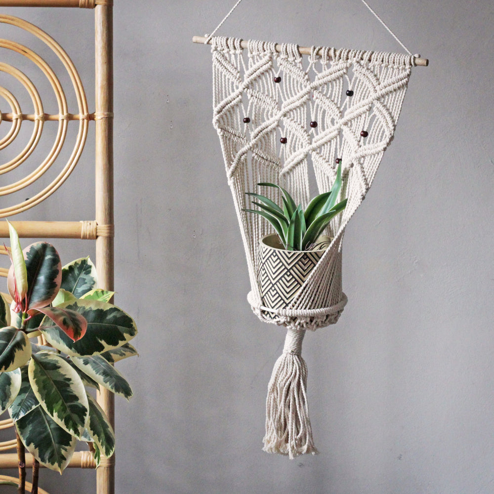 crochet macrame plant hanger patterns Large Crochet Macrame Plant Pot Hanger – Sophie MacBain