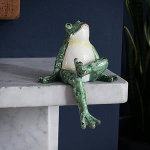 Frog Shelf Sitter