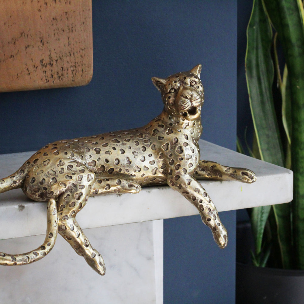 Leopard Shelf Sitter