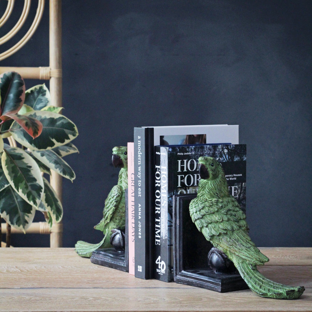 Set of Parrot Bookends