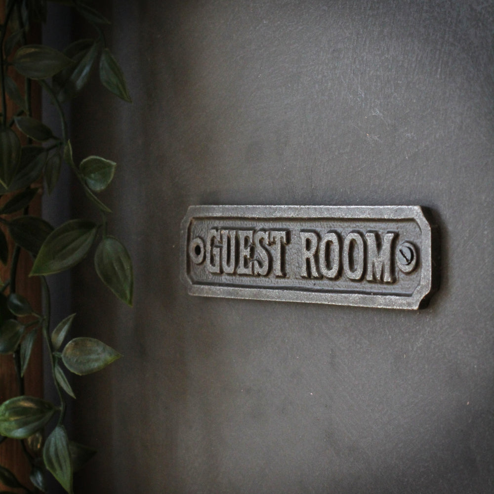 Door Plaque Sign 'Guest Room'