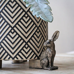 Antique Gold Hare Plant Pot Riser